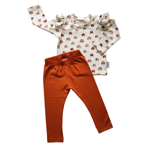 ruffleshirt regenboog en legging cognac